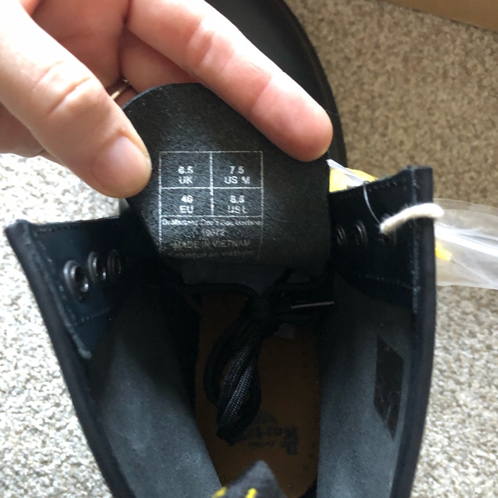 Dr Martens 1460 lace up combat boots - Picture 5 of 10